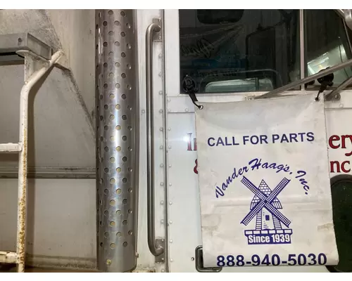 Peterbilt 330 Body, Misc. Parts