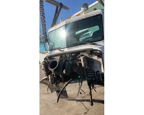 Cab PETERBILT 330 Truck Salvage International Inc