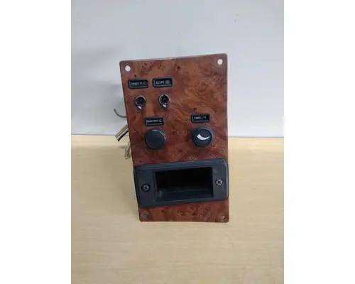 Dash Panel PETERBILT 330 LKQ Thompson Motors - Wykoff