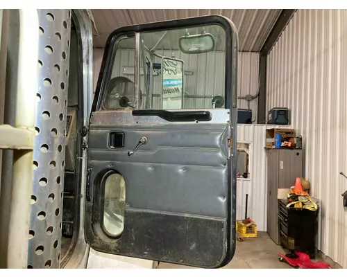 Peterbilt 330 Door Assembly, Front