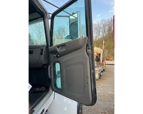Peterbilt 330 Door Assembly, Front
