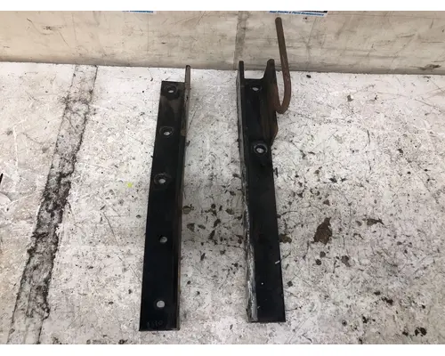 Brackets, Misc. Peterbilt 330 Vander Haags Inc Cb