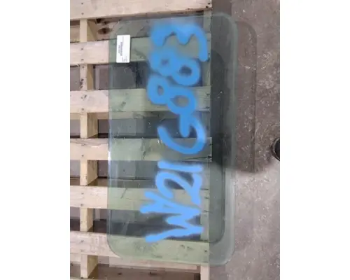 Back Glass PETERBILT 330 LKQ Thompson Motors - Wykoff