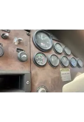 Peterbilt 330 Instrument Cluster