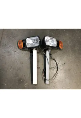 Peterbilt 330 Lighting, Exterior