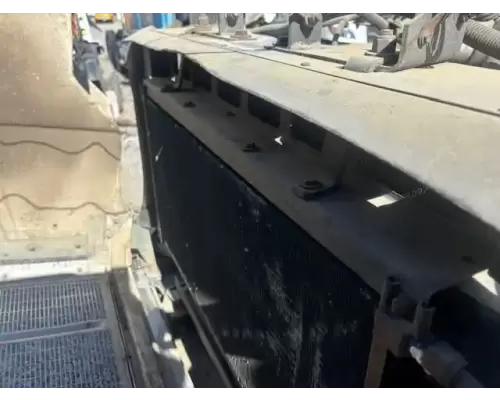 Peterbilt 330 Radiator