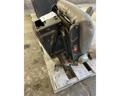Peterbilt 330 Seat, Front