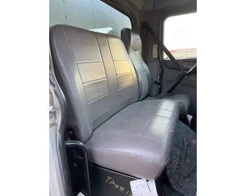 Peterbilt 330 Seat, Front
