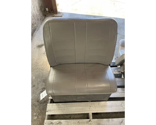 Peterbilt 330 Seat, Front