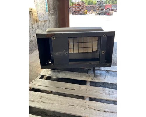 Peterbilt 330 Seat, Front