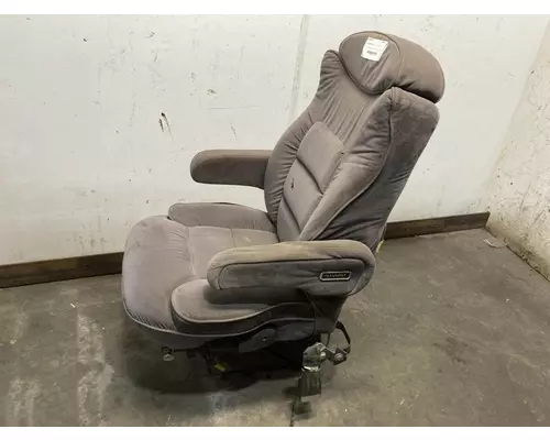 Peterbilt 330 Seat (Air Ride Seat)