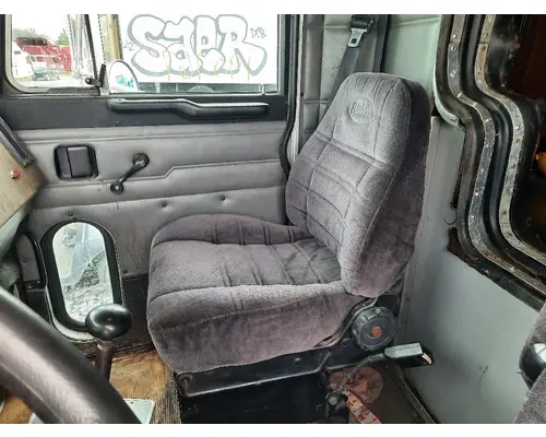 Seat, Front PETERBILT 330 LKQ Heavy Truck Maryland