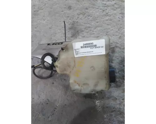 Windshield Washer Reservoir PETERBILT 330 LKQ Thompson Motors - Wykoff