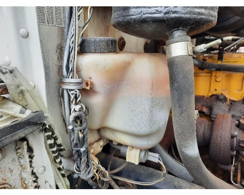 Windshield Washer Reservoir PETERBILT 330 LKQ Heavy Truck Maryland