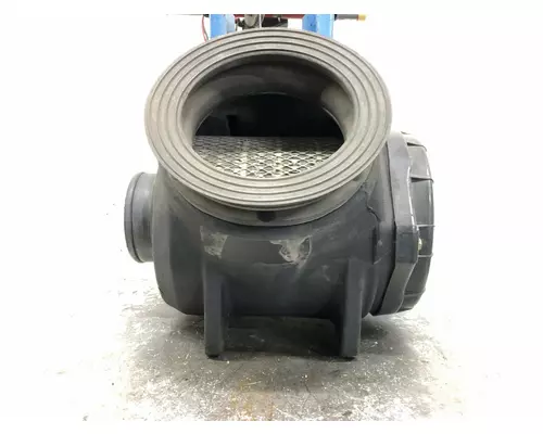 Peterbilt 335 Air Cleaner