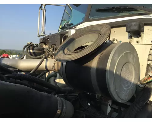 Air Cleaner Peterbilt 335 Vander Haags Inc Kc