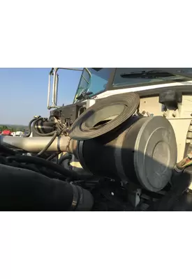 Peterbilt 335 Air Cleaner