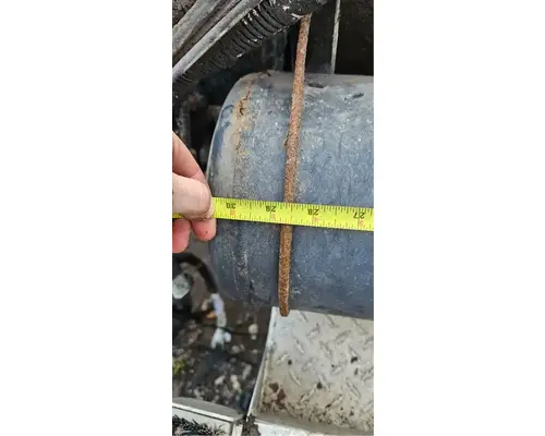 Peterbilt 335 Air Tank