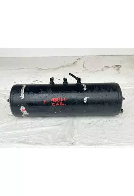 Peterbilt 335 Air Tank