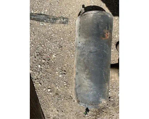 Peterbilt 335 Air Tank