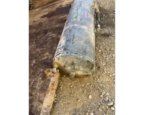 Peterbilt 335 Air Tank