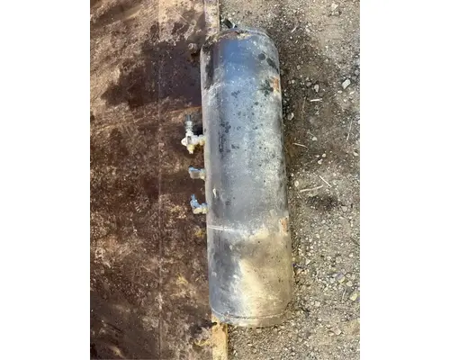 Peterbilt 335 Air Tank