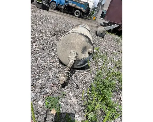 Air Tank Peterbilt 335 Dixie Truck Centre