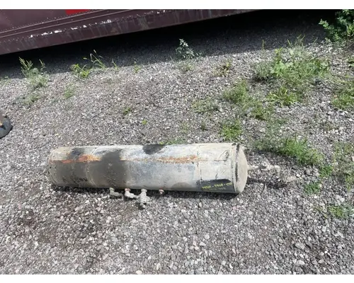 Peterbilt 335 Air Tank