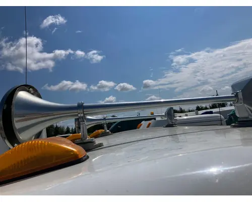 Body Parts, Misc. Peterbilt 335 Vander Haags Inc Sp