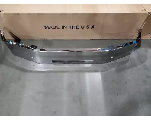 Peterbilt 335 Bumper Assembly, Front