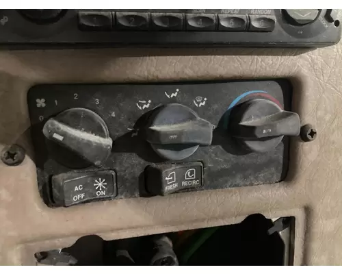 Interior Parts, Misc. Peterbilt 335 Vander Haags Inc WM