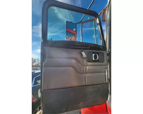Peterbilt 335 Door Assembly, Front