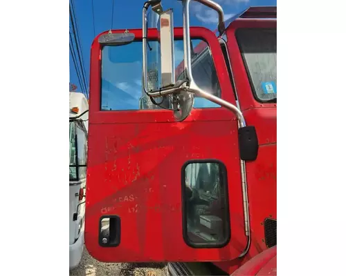 Peterbilt 335 Door Assembly, Front