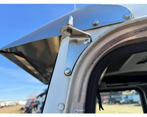 Peterbilt 335 Door Mirror