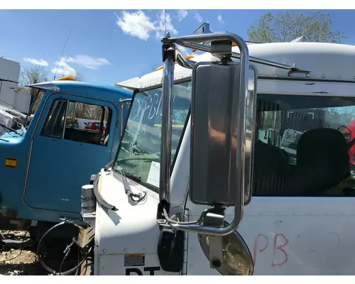 Peterbilt 335 Door Mirror