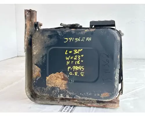 Peterbilt 335 Fuel Tank
