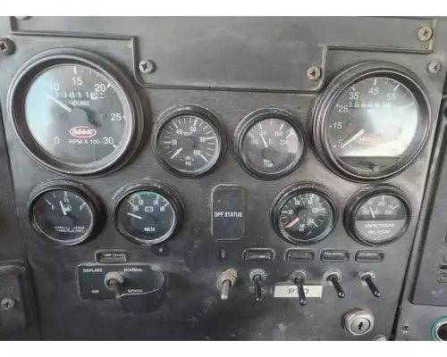 Instrument Cluster Peterbilt 335 Complete Recycling Group LLC