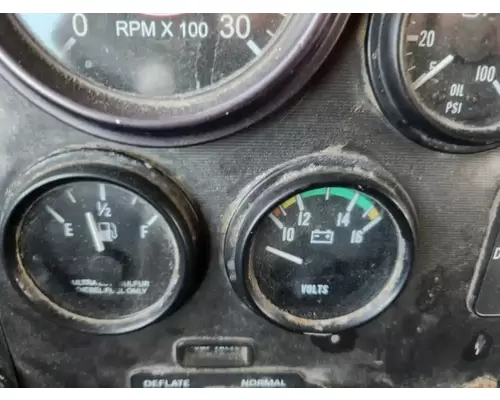 Peterbilt 335 Instrument Cluster
