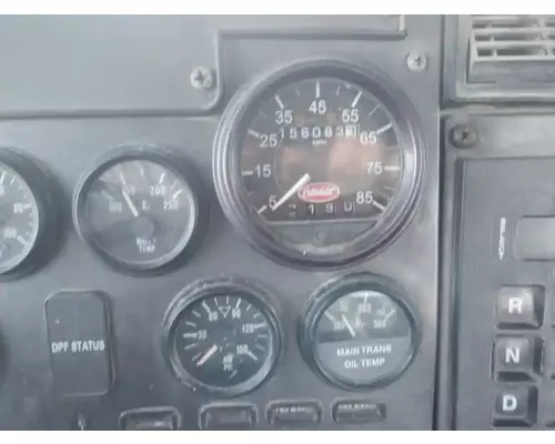 Peterbilt 335 Instrument Cluster