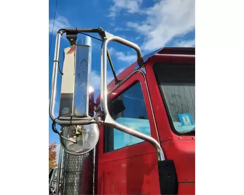 Peterbilt 335 Mirror (Side View)