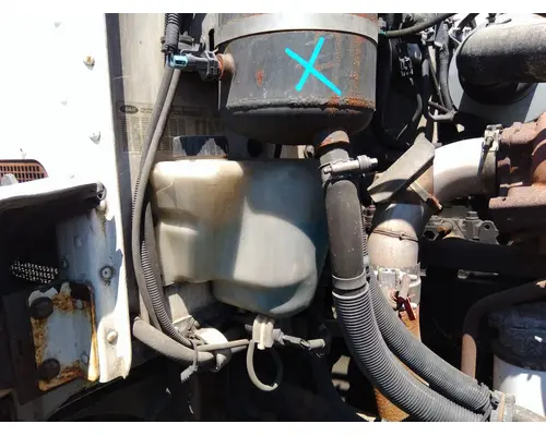 Windshield Washer Reservoir PETERBILT 335 LKQ Heavy Truck Maryland
