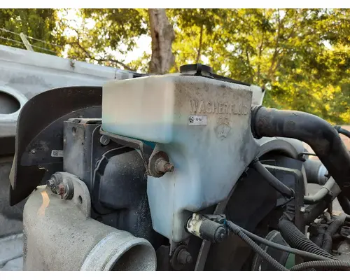 Windshield Washer Reservoir PETERBILT 335 LKQ Heavy Truck Maryland