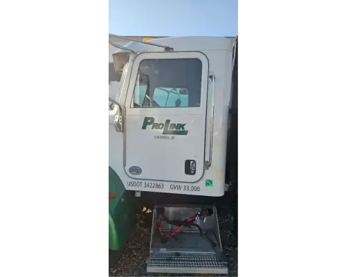 Peterbilt 337 Cab