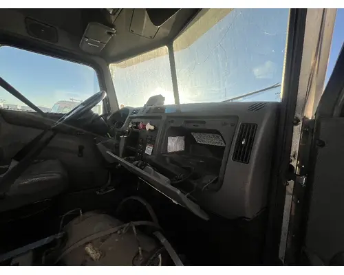 Cab PETERBILT 337 DTI Trucks