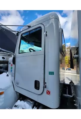 Peterbilt 337 Cab
