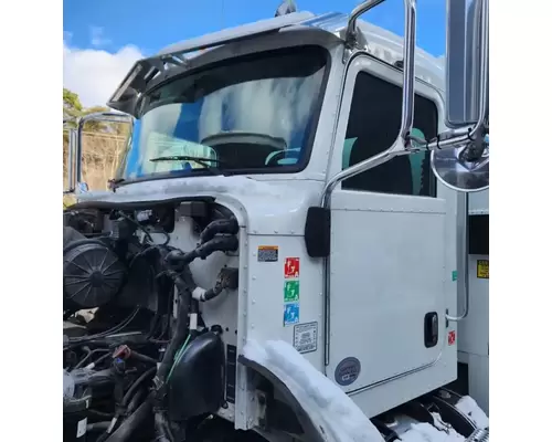 Peterbilt 337 Cab