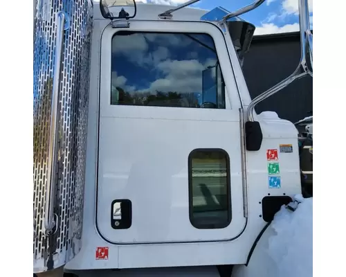 Peterbilt 337 Cab