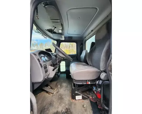 Peterbilt 337 Cab