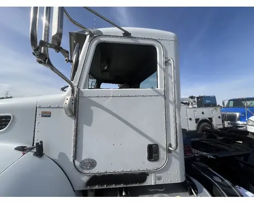  PETERBILT 337 DTI Trucks