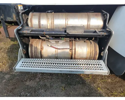 DPF (Diesel Particulate Filter) PETERBILT 337 Camerota Truck Parts